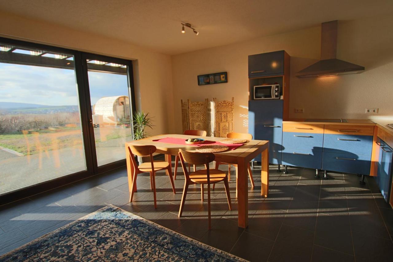 Hunsrueck Valley View Apartment With Cedar Sauna Bruschied Exterior foto